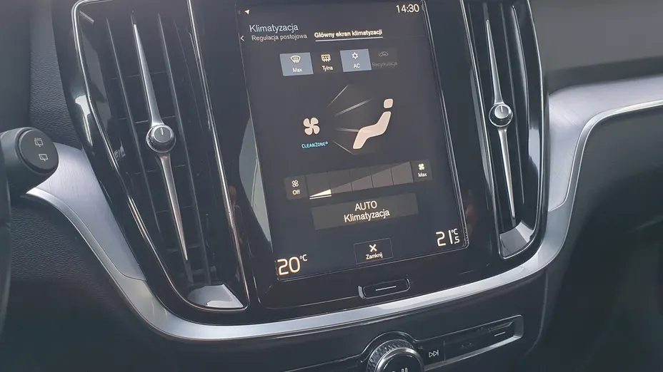 VOLVO V60 V60 D3 Momentum Pro