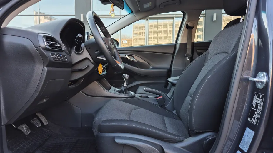 HYUNDAI i30 i30 1.0 T-GDI Smart