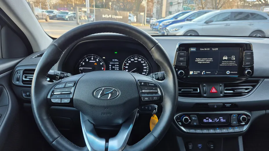 HYUNDAI i30 i30 1.0 T-GDI Smart