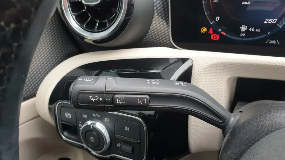 MERCEDES-BENZ CLA CLA 250 Progressive 7G-DCT