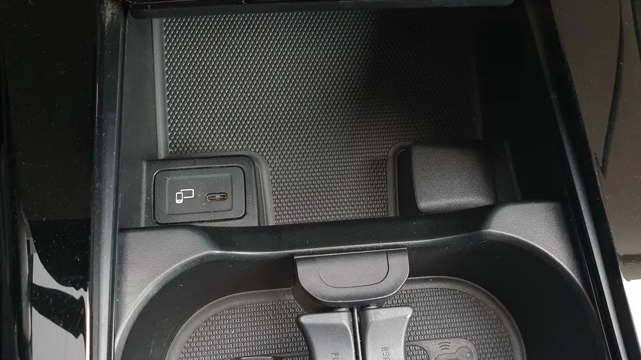 MERCEDES-BENZ CLA CLA 250 Progressive 7G-DCT