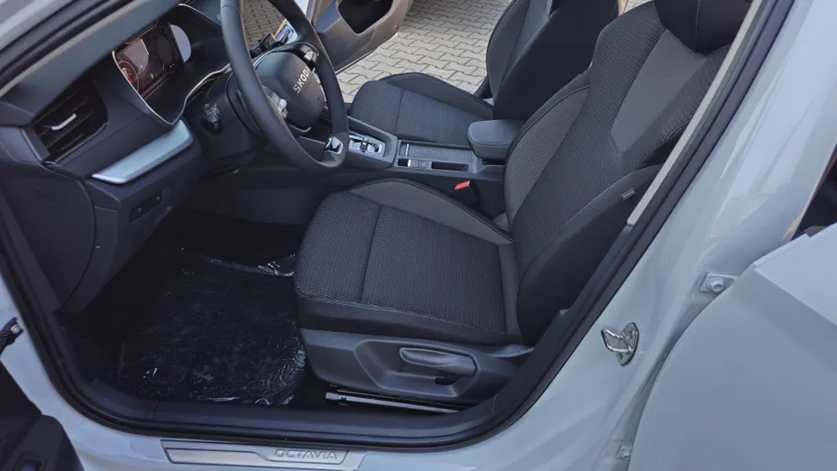 SKODA Octavia Octavia 1.5 TSI mHEV Selection DSG Nowy
