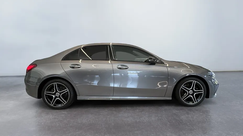 MERCEDES-BENZ A Klasa A 200 AMG Line 7G-DCT