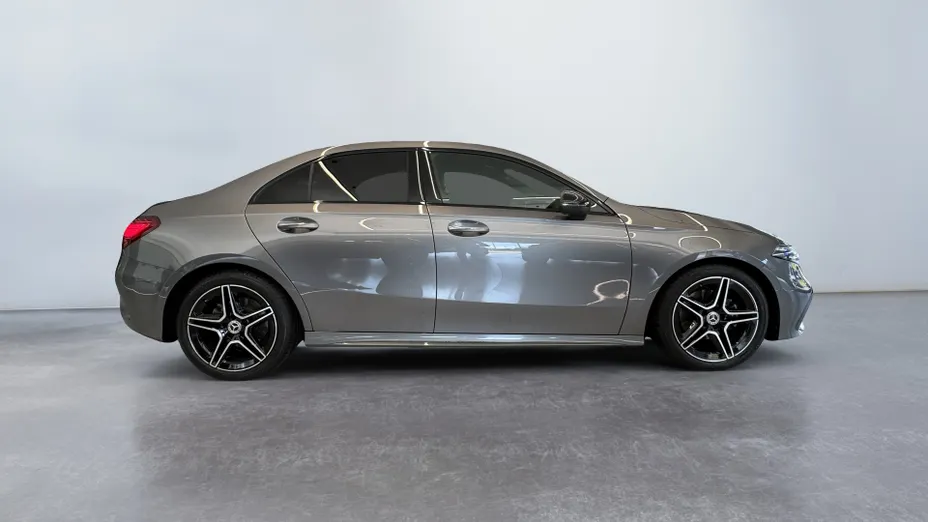 MERCEDES-BENZ A Klasa A 200 AMG Line 7G-DCT