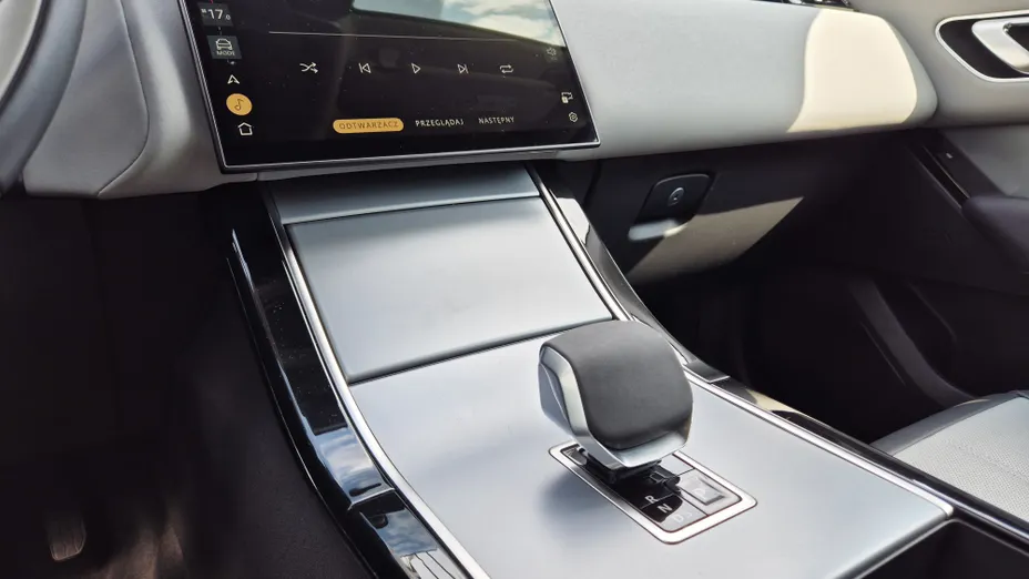 LAND ROVER Range Rover Velar Velar 2.0 P250 S