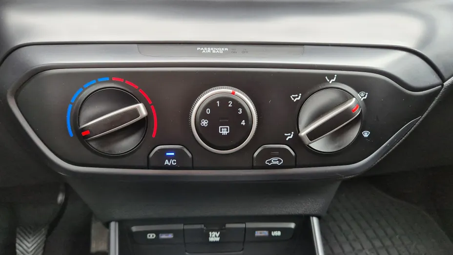 HYUNDAI i20 i20 1.2 Pure