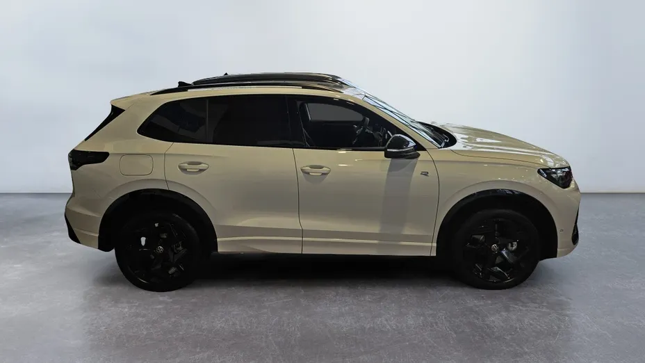 VOLKSWAGEN Tiguan Tiguan 2.0 TSI 4Mot. R-Line Plus DSG Nowy