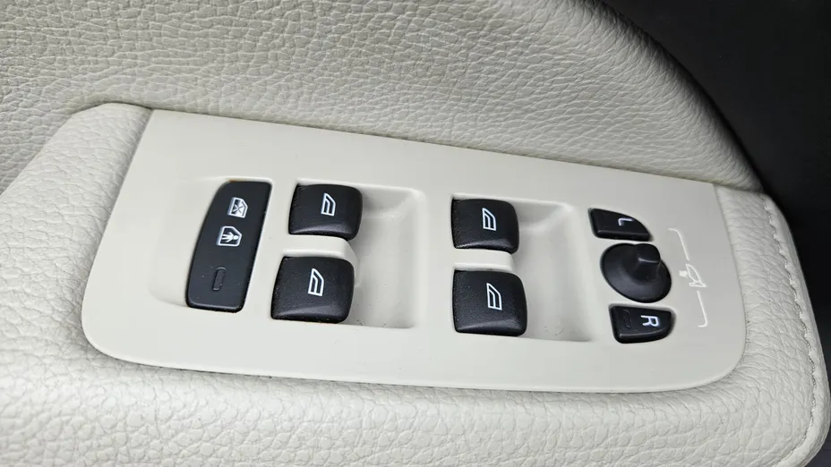 VOLVO V60 V60 D4 SCR Inscription aut