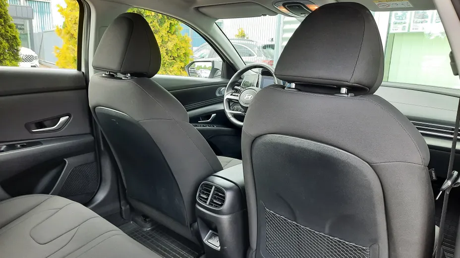 HYUNDAI Elantra Elantra 1.6 Smart CVT