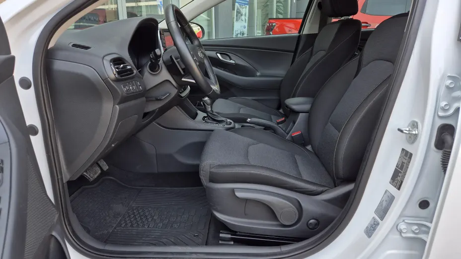 HYUNDAI i30 i30 1.5 T-GDI 48V Smart DCT