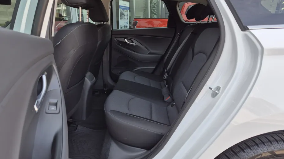 HYUNDAI i30 i30 1.5 T-GDI 48V Smart DCT