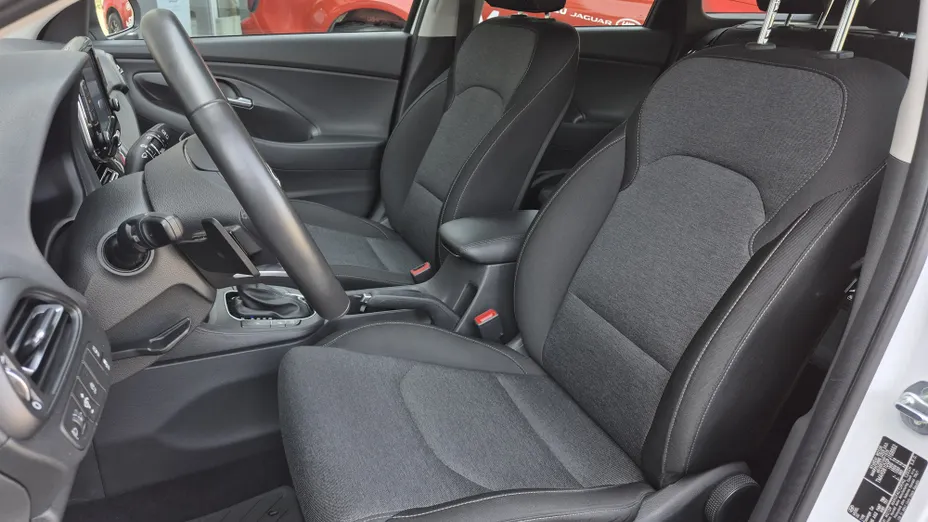 HYUNDAI i30 i30 1.5 T-GDI 48V Smart DCT