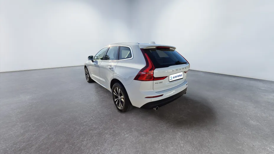 VOLVO XC60 XC60 T4 Momentum Pro aut