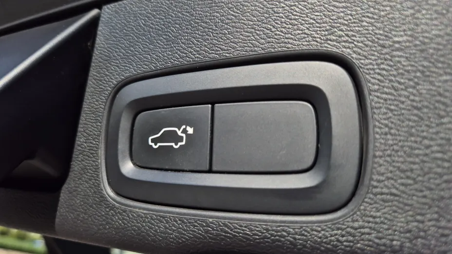 VOLVO XC60 XC60 T4 Momentum Pro aut