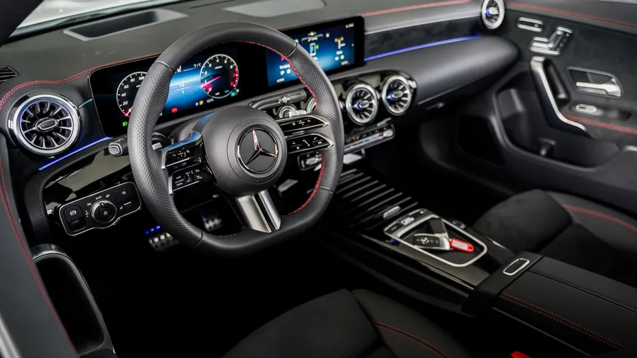 MERCEDES-BENZ CLA CLA 200 AMG Line 7G-DCT Nowy