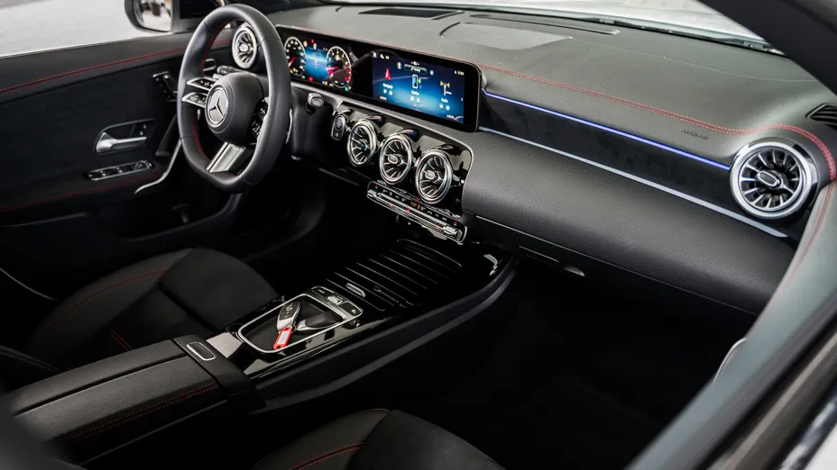 MERCEDES-BENZ CLA CLA 200 AMG Line 7G-DCT Nowy