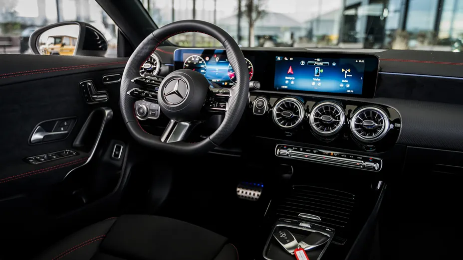 MERCEDES-BENZ CLA CLA 200 AMG Line 7G-DCT Nowy