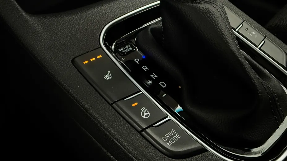 HYUNDAI i30 i30 1.0 T-GDI Smart DCT