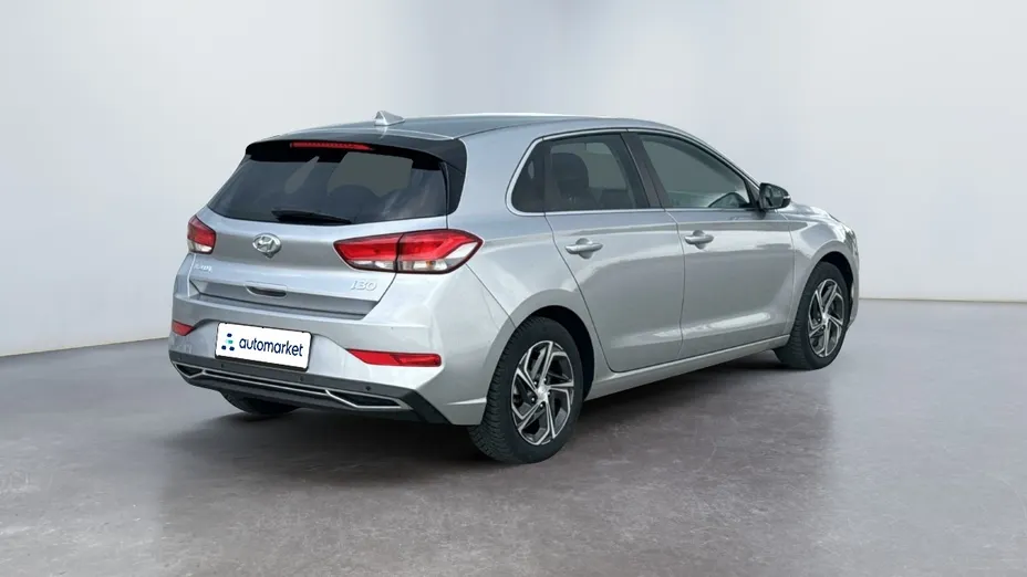 HYUNDAI i30 i30 1.0 T-GDI Smart