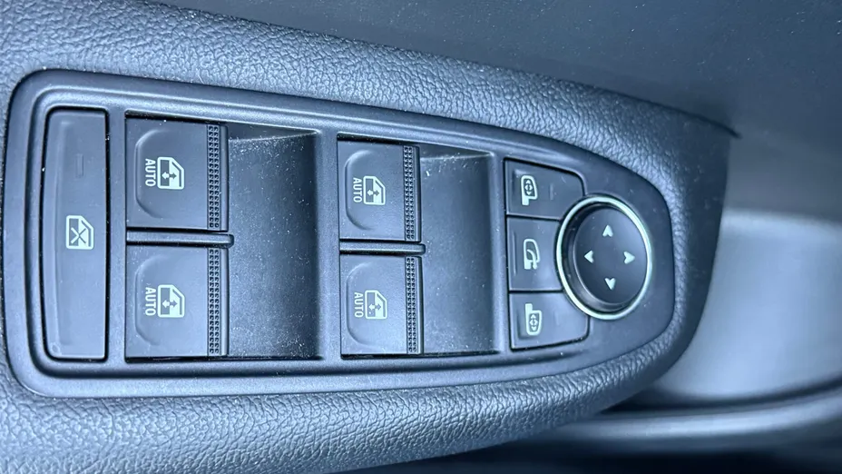 RENAULT Arkana Arkana 1.6 E-TECH Intens MMT