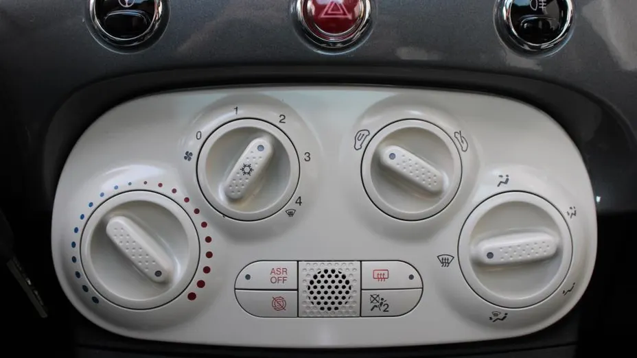 FIAT 500 500 1.0 Hybrid Dolcevita