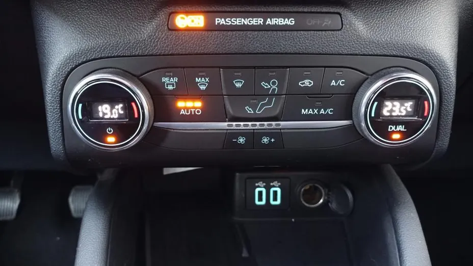 FORD Kuga Kuga 1.5 EcoBoost FWD ST-Line X