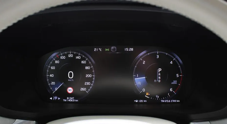 VOLVO V60 V60 D3 Momentum Pro aut