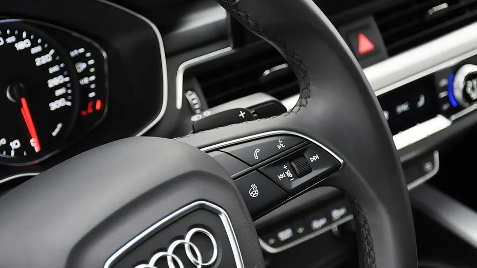 AUDI A5 A5 45 TFSI mHEV Quattro S Line S tronic