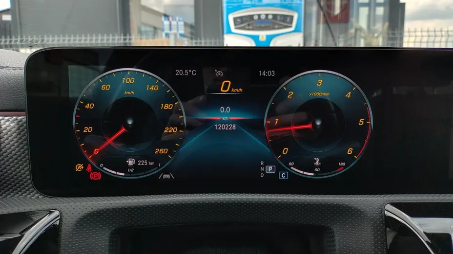 MERCEDES-BENZ CLA CLA 200 d Progressive 8G-DCT