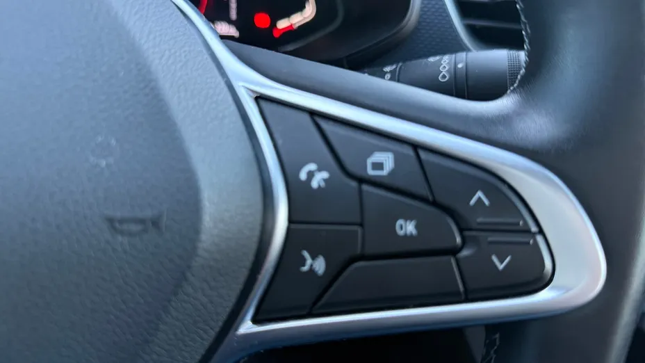 RENAULT Arkana Arkana 1.6 E-TECH Intens MMT