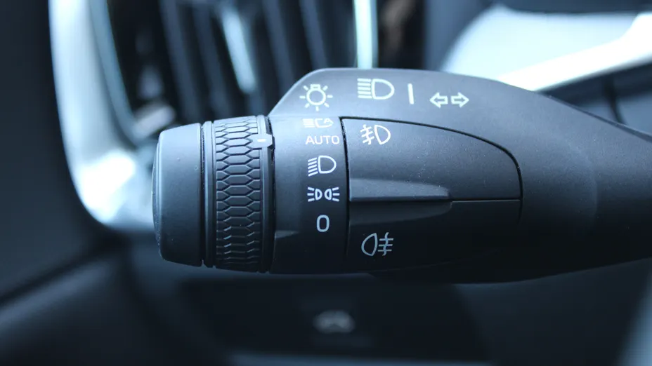 VOLVO V60 V60 CC Plus B5 B AWD aut