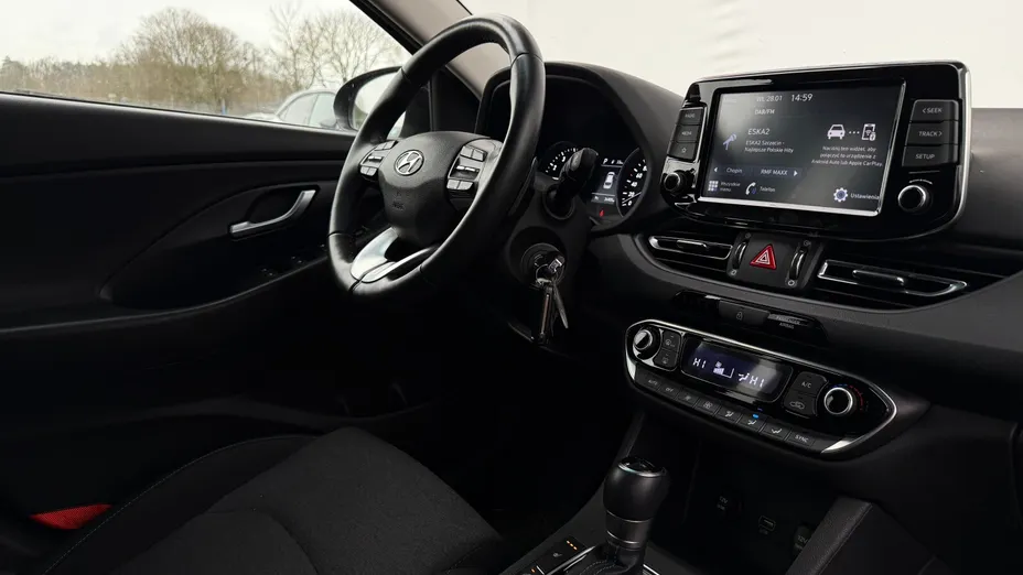 HYUNDAI i30 i30 1.0 T-GDI Smart DCT
