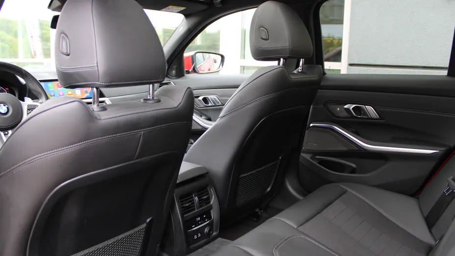 BMW Seria 3 320d xDrive Sport Line aut
