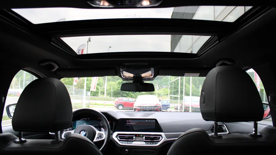 BMW Seria 3 320d xDrive Sport Line aut