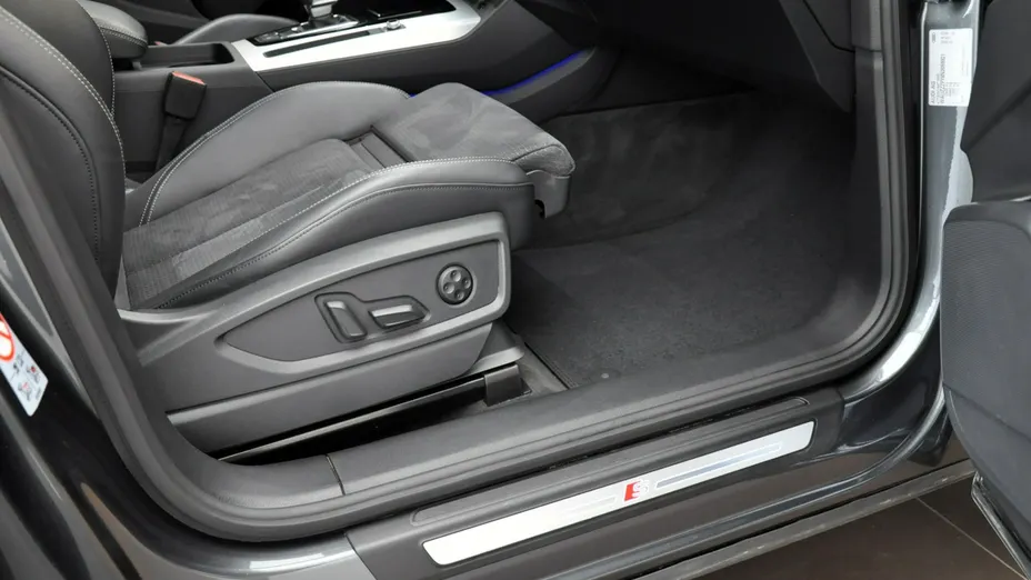 AUDI Q5 Q5 45 TFSI mHEV Quattro S Line S tronic