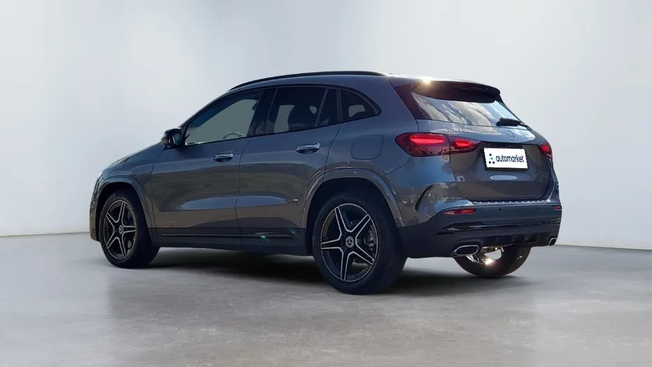 MERCEDES-BENZ GLA GLA 200 AMG Line