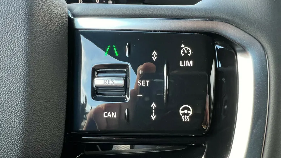 LAND ROVER Discovery Sport Discovery Sport 2.0 P200 mHEV Dynamic SE aut