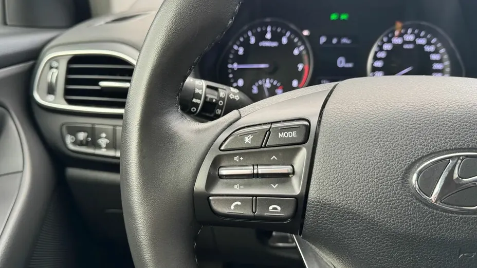 HYUNDAI i30 i30 1.0 T-GDI Modern DCT