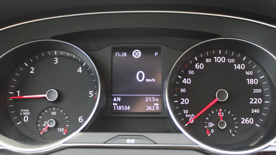 VOLKSWAGEN Passat Passat 2.0 TDI EVO Business DSG