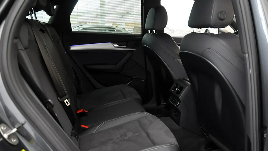 AUDI Q5 Q5 45 TFSI mHEV Quattro S Line S tronic