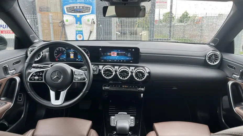 MERCEDES-BENZ CLA CLA 200 d Edition 1 8G-DCT