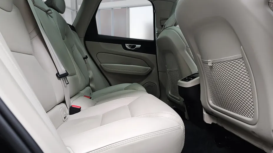 VOLVO XC60 XC60 B5 B AWD Inscription aut