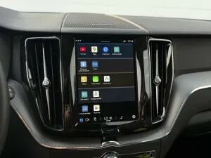VOLVO XC60 XC60 T6 Plug-In Hybrid AWD Plus Dark aut