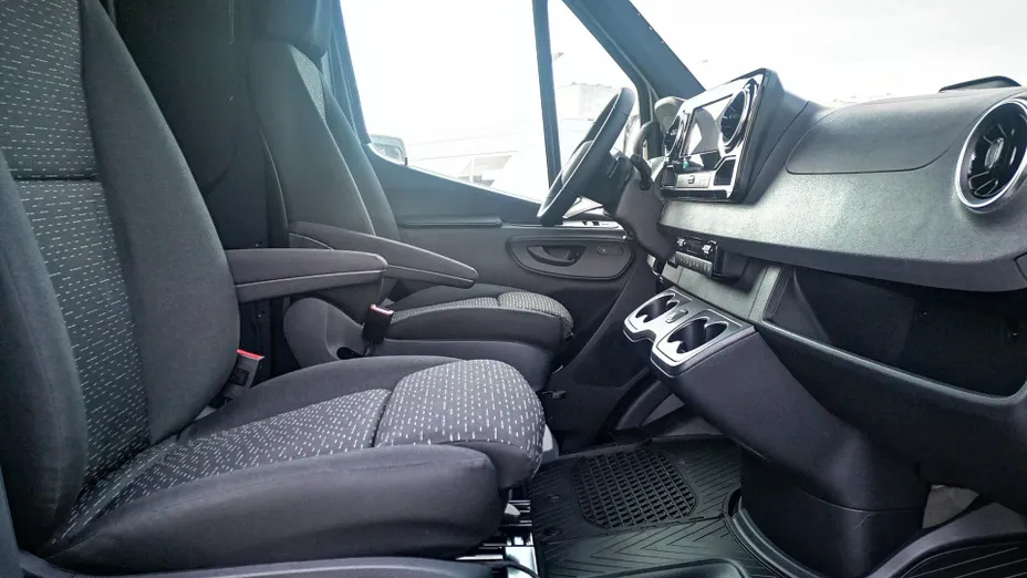 MERCEDES-BENZ Sprinter Sprinter 319 CDI Standard PRO 9G-Tronic AWD 907.633 11m3 Nowy