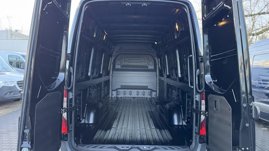 MERCEDES-BENZ Sprinter Sprinter 319 CDI Long PRO 907.635 14m3 Nowy