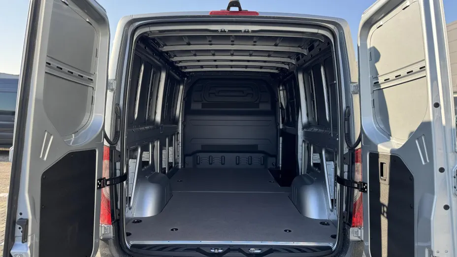 MERCEDES-BENZ Sprinter Sprinter 317 CDI Standard PRO 907.633 9m3 Nowy