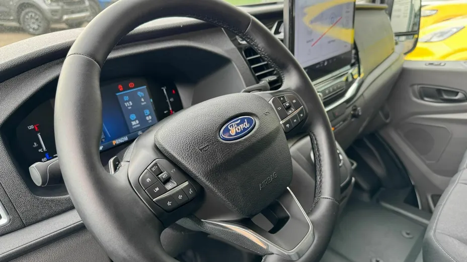 FORD Transit Transit 350 L3H2 Trend Aut. Nowy