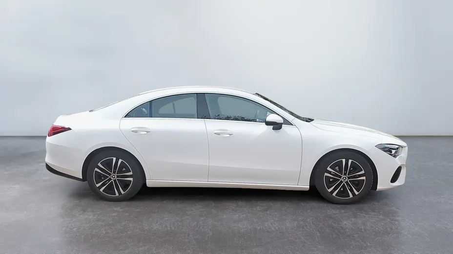 MERCEDES-BENZ CLA CLA 200 Progressive 7G-DCT
