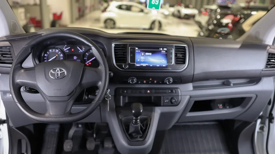 TOYOTA Proace Proace Kombi 2.0 D-4D Long 2,8t