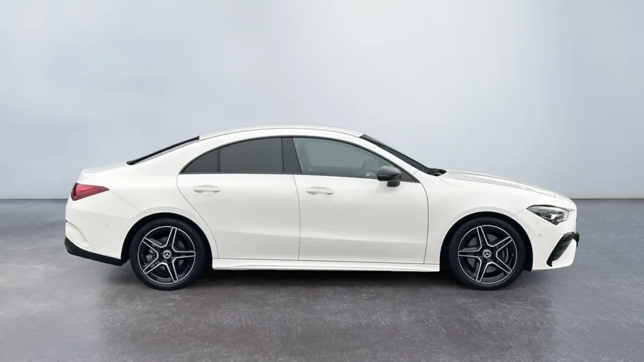 MERCEDES-BENZ CLA CLA 200 Progressive 7G-DCT
